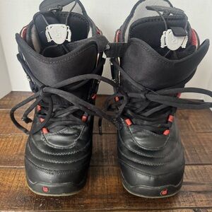 Burton Kids' Ion Black and Orange Snowboard 🏂 Strap-In Boots Size 5